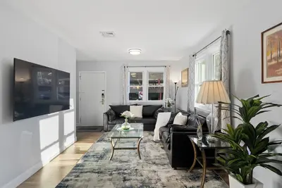 Image de 3br Home | Minutes to Nyc + Hackensack Medical Center, Sleeps 5