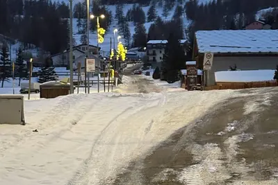 Image de Sweet abode studio apartment sleeps 6 150mt from the ski lifts borgata