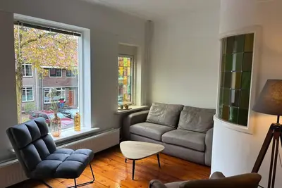 Image de Charming downtown townhouse with roof terrace and stained glass windows