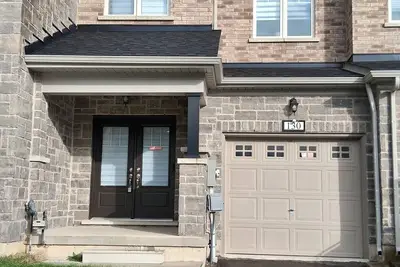 Image de Cozy and bright townhome