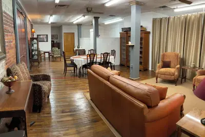 Image de Fabulous 3-bedroom apartment in charming downtown Carlisle