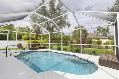 Image de 3br Home with Pool and Parking, Solar Power