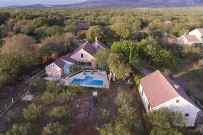 Image de Holiday Home Marin As with Pool