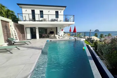 Image de Le BÔ Diamant Duplex - Luxe et vue incroyable sur la mer et le rocher du Diamant