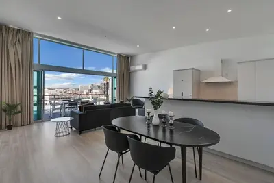 Image de Qv Stays Sea View on the Wharf 2 Bed 2 Bath