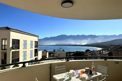 Image de Terrasse vue mer et montagne – Calvi centre et plage