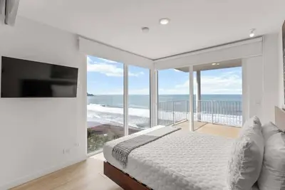 Image de Oceanfront 3-Br Condo with Stunning Views