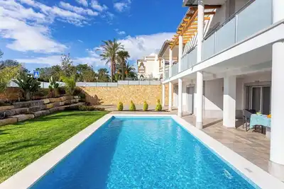 Image de Luxury Vau Beach Villa with Private Heated Pool