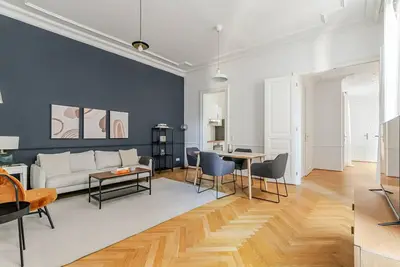 Image de Blueground | Josefstadt, washer/dryer, nr Votivkirche