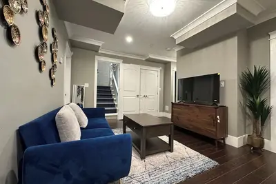 Image de Vancouver 2br Suite With Private Entrance-Near Yvr/Dt/Rmd-Free Parking