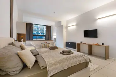 Image de Appartement central au Ku’damm | Cœur de Berlin (1)