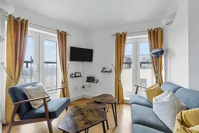 Image de Fab 2-Bed Apartment Great Location! With Parking!