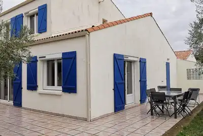Image de Grande maison indépendante 4 chambres, animaux admis, à 600m de la plage