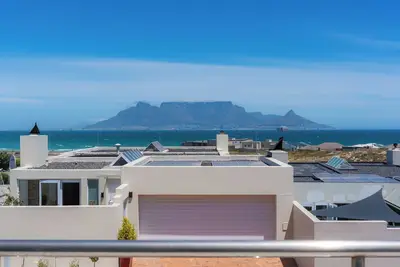 Image de Luxury Family Villa - Ocean & Mountain Views