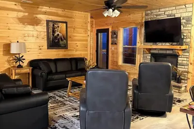 Image de Welcome to \"Savannah Smiles\" - A Smoky Mountain Retreat Like No Other