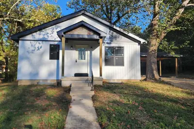 Image de Newly Updated Home! 3 bedrooms in the country, acreage available