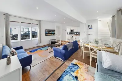 Image de Modern Spacious 2 Bedroom House in Central London