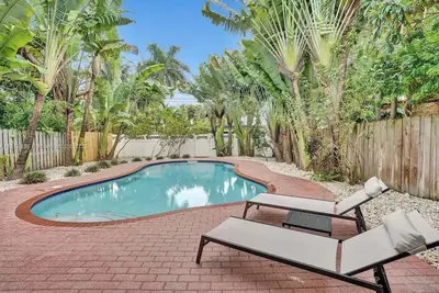 Image de Tropical 5br Oasis w/ Pool, Games, Bbq, Sleeps 18
