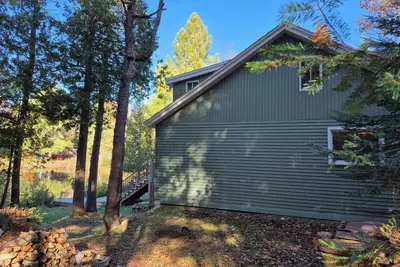 Image de Chalet lac Chantelle Chertsey