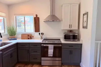 Image de Getaway Cabin at Pine Mountain Lake