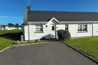 Image de Beautiful 3-bedroom bungalow in St. Helens Village Golf & Leisure Resort
