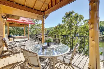 Image de Grand Lake Waterfront Getaway w/ Boat Slip!