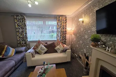 Image de Charming and Cosy 2 Bed Modern Bungalow with Free Parking up to 3 cars