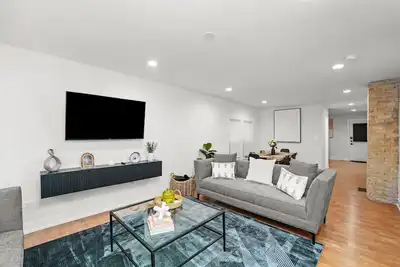 Image de 3 Bedroom Apartment, 15 min drive to Wrigley Field