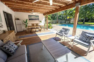 Image de Private family friendly 3-bed house in Greenacres with a pool and large yard