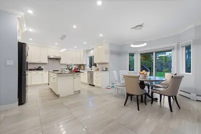 Image de Vancouver West Beautiful House