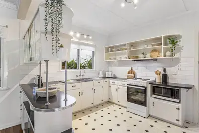 Image de Maison familiale de 3 chambres en bord de mer avec parking et véranda