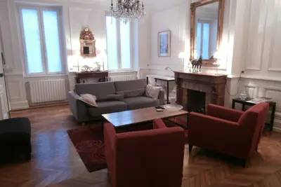 Image de La Maison Louis d' Amboise : grande capacité d' accueil en centre ville!