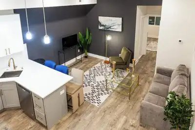 Image de City 3Bed_3Bath+KingBeds+StreetParking -W/D