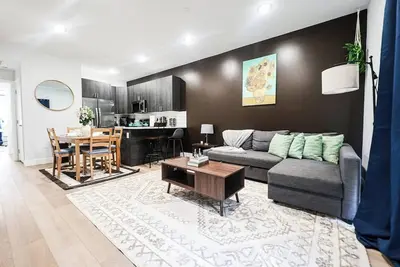 Image de Modern 1br/1ba near Philly Zoo & Kelly Drive! Just 5 mins to UPenn & Art Museum. Features central air, in-unit laundry, sleek kitchen & space for up to 6 guests.