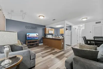 Image de 126 Oak Shores Just a short walk to the beach!