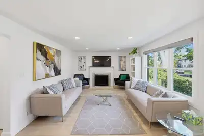 Image de New! Snyder Sanctuary Retreat