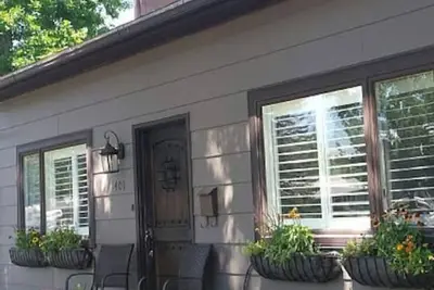 Image de 4 Bedrooms | Fireplace | Deer Views