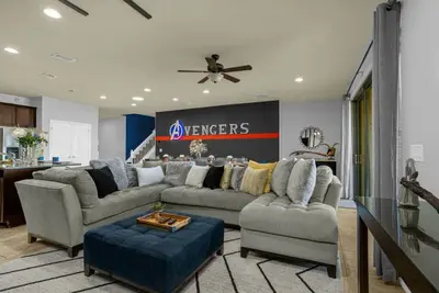 Image de Spacious 9br Retreat w/ Pool • Near Disney + Universal