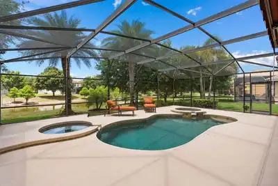 Image de Sweet Villa 5Bedrooms Mini Cinema| Pool + Family Comfort