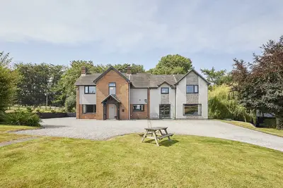 Image de Rook Hall Farm, pet friendly, with open fire in Newcastle-Under-Lyme