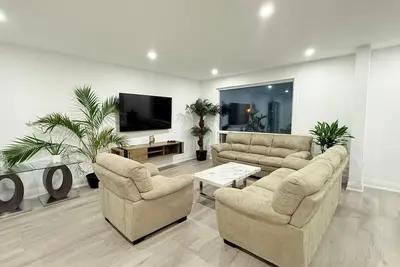 Image de Scarborough Private Home - 3br 2ba - 5 min to 401h