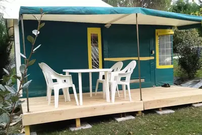 Image de B 14  Bungalow Toilé 2 ch ( sans sanitaires) 4 personnes