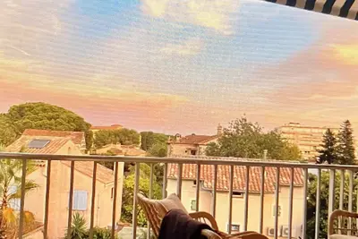 Image de Cannes : Appartement Lumineux de 2 Chambres – Parfait pour Séjour en Famille
