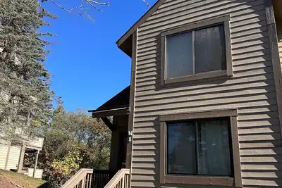 Image de Cozy Mountain Retreat- ski-in / ski-out townhouse at 7-Springs Ski Resort