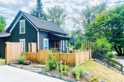 Image de Dowtown Snohomish - River Views - Walk to Town