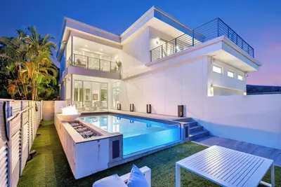 Image de Stunning 3br Villa W/Heated Pool • Hollywood Beach