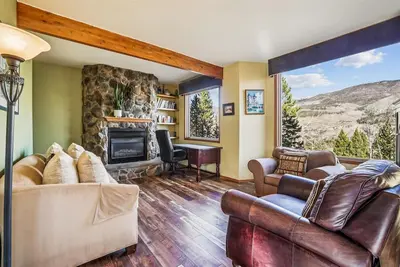 Image de Handsome Hollow: Large Silverthorne Townhome-Pet Friendly-New Listing!