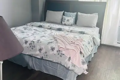 Image de Enchanting 2-bedroom apartment with Ac in Elizabeth