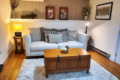 Image de Hilltop Suite close to Ppl Center & Coca-Cola Park