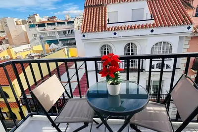 Image de Appartement spacieux à 150 m de la plage dans le cœur historique